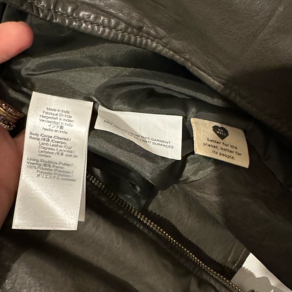 Madewell | Washed Leather Oversized Motorcycle Jacket: Dark Fatigue S - Picture 8 of 10